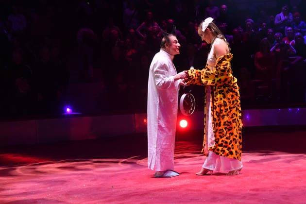 Show Premiere Winter Season 2025 Circus Krone Ich Du, Wir Krone Manege Kronebau Munich December 25, 2025