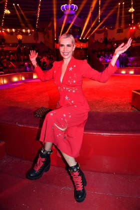 Verena Kerth Premiere Winter Season 2025 Circus Krone Ich Du, Wir Krone Manege Kronebau Munich December 25, 2025