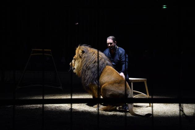 Martin Lacey jr Show Premiere Winter Season 2025 Circus Krone Ich Du, Wir Krone Manege Kronebau Munich December 25, 2025
