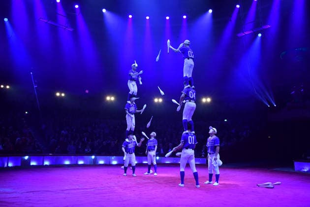 Show Premiere Winter Season 2025 Circus Krone Ich Du, Wir Krone Manege Kronebau Munich December 25, 2025