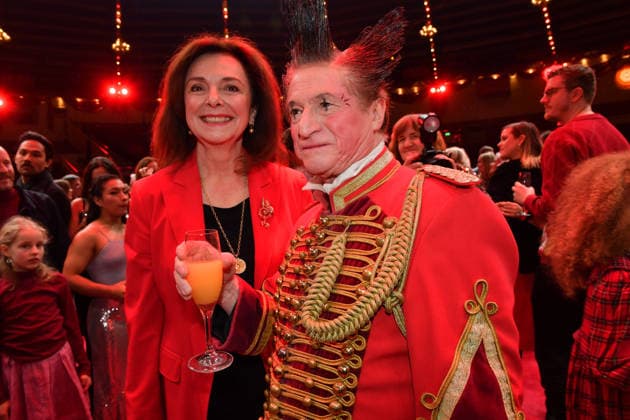 Uschi Dämmrich von Luttitz Premiere winter season 2025 Circus Krone Ich Du, Wir Krone Manege Kronebau Munich December 25, 2025