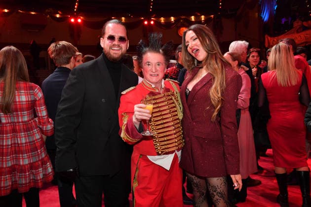 Joelina Drews with boyfriend Adrian Louis Premiere winter season 2025 Circus Krone Ich Du, Wir Krone Manege Kronebau Munich December 25, 2025
