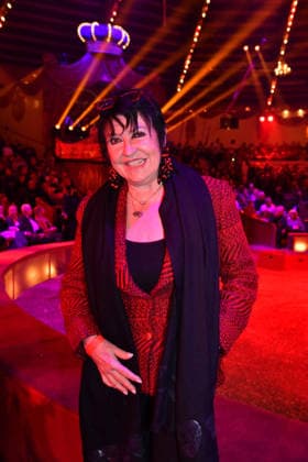 Uschi Ackermann Premiere winter season 2025 Circus Krone Ich Du, Wir Krone Manege Kronebau Munich December 25, 2025