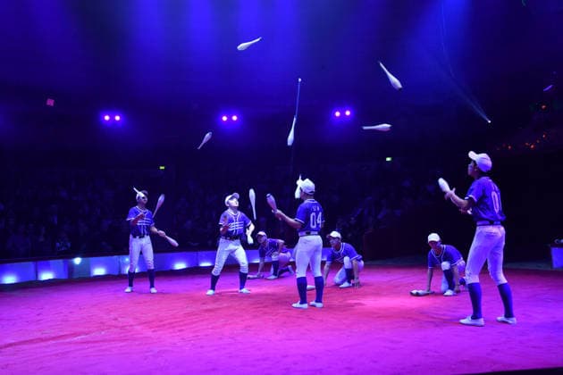 Show Premiere Winter Season 2025 Circus Krone Ich Du, Wir Krone Manege Kronebau Munich December 25, 2025