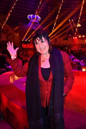 Uschi Ackermann Premiere winter season 2025 Circus Krone Ich Du, Wir Krone Manege Kronebau Munich December 25, 2025
