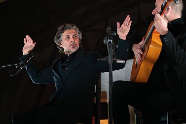 December 26, 2025, Madrid, Spain: The singer Jose Arcangel Ramos, known as Arcangel, performs during the concert at the parish of Our Lady of Guadalupe in Madrid. Madrid Spain - ZUMAs197 20251226_aaa_s197_078 Copyright: xAtilanoxGarciax