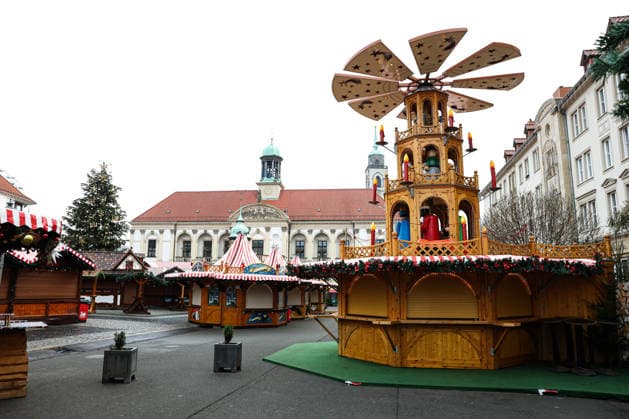 The Christmas market will remain closed on Saturday Commemorative event in Magdeburg Saxony Anhalt , Churches and state capital invite you to a memorial service in St. Johns Church on December 20 The ecumenical service begins at 11 a.m. The attack on the Magdeburg Christmas market will be the first anniversary in the state capital on December 20, 2025