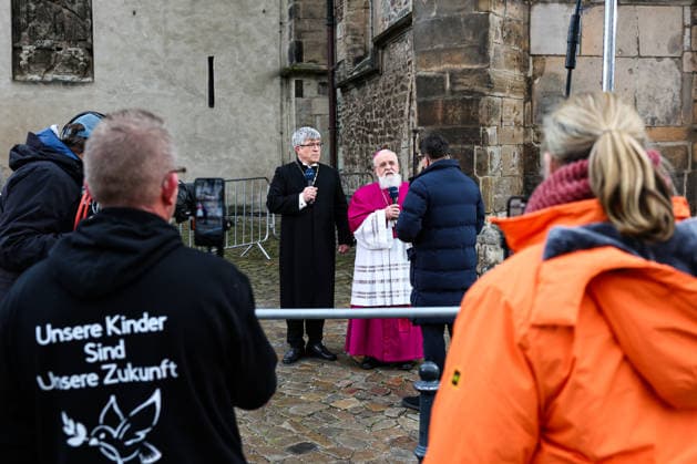 Bishop Friedrich Kramer l stands with Bishop Gerhard Feige in front of St. Johns Church at the memorial site Commemorative event in Magdeburg Saxony-Anhalt , churches and the state capital invite you to a memorial service in St. Johns Church on December 20 The ecumenical service begins at 11 a.m. The attack on Magdeburgs Christm
