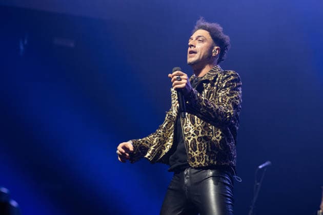 December 27, 2025, Madrid, Spain: Singer Gabriel de la Rosa, of the band Shinova performs during the concert at the Movistar Arena. Madrid Spain - ZUMAs197 20251227_aaa_s197_120 Copyright: xAtilanoxGarciax
