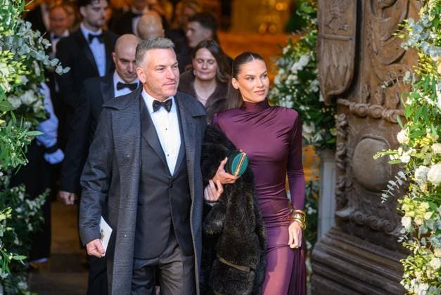 The wedding of Holly Ramsay to Adam Peaty The wedding of influencer Holly Ramsay to Olympic swimmer Adam Peaty at Bath Abbey (27 Dec 2025). - Tana Ramsay ahead of Bridesmaids icluding Tilly Ramsay.  Copyright: xAdrianxSherrattx NINTCHDBPICT001048103426