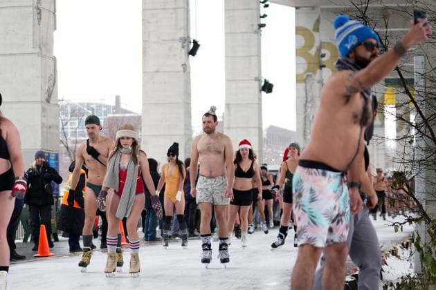 Polar Bear Skate in Toronto TORONTO, CANADA - DECEMBER 28 : People wearing bathing suits take part in the 2025 Toronto Polar Bear Skate on the Bentway’s outdoor ice trail in Toronto, Ontario on December 28, 2025. Mert Alper Dervis Anadolu Toronto Canada. Editorial use only. Please get in touch for any other usage.  Copyright: x2025xAnadoluxMertxAlperxDervisx