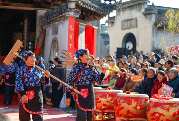 HUANGSHAN, CHINA - DECEMBER 28: Villagers walk on a catwalk during a village fashion show on December 28, 2025 in Shexian County, Huangshan City, Anhui Province of China. Nearly 200 villagers from 12 teams across Shexian County took center stage on the catwalk. They showcase various farming tools, agricultural products, cultural and tourism products through runway shows to greet the New Year.  Copyright: xVCGx 111612350751