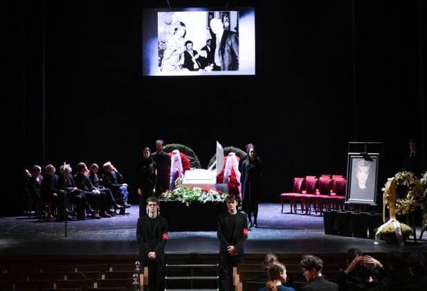 Russia Actress Alentova Death 9081813 29.12.2025 The coffin of Soviet and Russian actress Vera Alentova, who died at the age of 83 on December 25, is seen on stage during a farewell ceremony before her funeral at the Pushkin Drama Theatre in Moscow, Russia. Grigory Sysoev Sputnik Moscow Russia  Copyright: xGrigoryxSysoevx