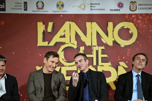 December 30, 2025, Catanzaro, Catanzaro, Italy: Press conference for the presentation of RAI s New Year s Eve program, L anno che verro , at the S. Giovanni Complex, Catanzaro. Pictured: Seated from left: Roberto Occhiuto, President of the Calabria Region; Nicola Fiorita, Mayor of Catanzaro; Sergio Santo, CEO of RAI COM Catanzaro, Italy 30 December 2025 Catanzaro Italy - ZUMAa289 20251230_zia_a289_069 Copyright: xValeriaxFerrarox