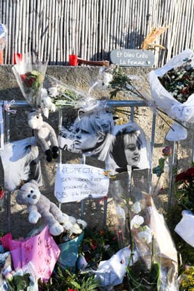 Hommage To Brigitte Bardot Outside Her House - Saint Tropez Supporters of Brigitte Bardot lay flowers, objects representing animals, and letters in memory of Brigitte Bardot outside her home. BB passed away at the age of 91 in her home, photo by Florian Poitout, 30 February 2025, in Saint Tropez.  Copyright: xPoitoutxFlorian ABACAx