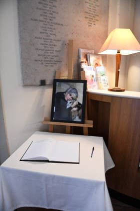 Brigitte Bardot Tribute At Town Hall - Saint Tropez Brigitte Bardot tribute during the setup of a public condolence book at Saint Tropez Town Hall in Saint Tropez France on December 31, 2025. The book allows residents and visitors to pay homage to the actress singer and animal rights advocate who died at age 91. Photo by Florian Poitout ABACAPRESS.COM Saint-Tropez  Copyright: xPoitoutxFlorian ABACAx