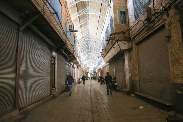 Shopkeepers shut stores as currency rates climb in Iran TEHRAN, IRAN - DECEMBER 31: Shopkeepers close their businesses during a protest against rising prices and market instability driven by a rapid increase in foreign exchange rates, with the U.S. dollar trading at around 140,000 tomans, in Tehran, Iran, on December 31, 2025. Fatemeh Bahrami Anadolu Tehran Iran. Editorial use only. Please get in touch for any other usage.  Copyright: x2025xAnadoluxFatemehxBahramix