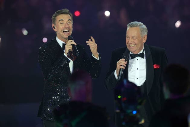 Silvester Schlagerboom 2026 live Die Wunderlichtershow Florian Silbereisen with Roland Kaiser Silvester Schlagerboom 2026 on December 31, 2025 in the basketball arena of FC Bayern Munich, BMW Park Munich