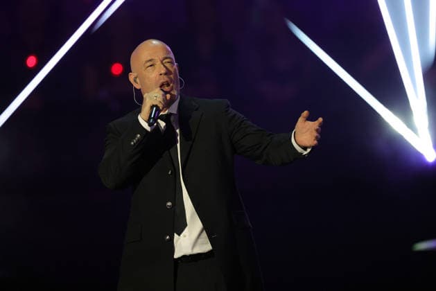Silvester Schlagerboom 2026 live Die Wunderlichtershow Der Graf Singer of the German music group Unheilig Silvester Schlagerboom 2026 on December 31, 2025 in the basketball arena of FC Bayern Munich, BMW Park Munich
