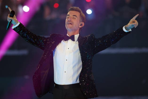 Silvester Schlagerboom 2026 live Die Wunderlichtershow Florian Silbereisen Silvester Schlagerboom 2026 on December 31, 2025 in the basketball arena of FC Bayern Munich, BMW Park Munich