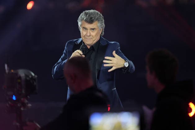 Silvester Schlagerboom 2026 live Die Wunderlichtershow Andy Borg Austrian pop singer and TV presenter Silvester Schlagerboom 2026 on December 31, 2025 in the basketball arena of FC Bayern Munich, BMW Park Munich