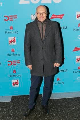 abb Peter Tschentscher SPD politician First Mayor of the Free and Hanseatic City of Hamburg in front of the blue photo wall at the ZDF New Years Eve Show Welcome 2026 in the Port of Hamburg on 31 12 2025 Hamburg Germany