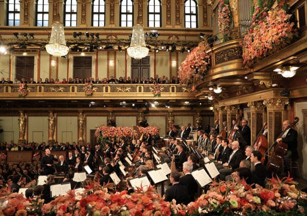 (260101) -- VIENNA, Jan. 1, 2026 -- The Vienna Philharmonic Orchestra performs under the baton of conductor Yannick Nezet-Seguin during the 2026 Vienna Philharmonic New Year s Concert in Vienna, Austria, Jan. 1, 2026. ( The Vienna Philharmonic Orchestra Handout via Xinhua) AUSTRIA-VIENNA-NEW YEAR-CONCERT DieterxNagl 