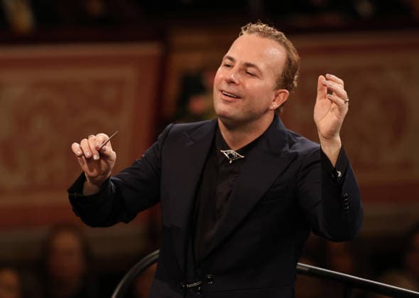 (260101) -- VIENNA, Jan. 1, 2026 -- Conductor Yannick Nezet-Seguin is pictured during the 2026 Vienna Philharmonic New Year s Concert in Vienna, Austria, Jan. 1, 2026. ( Handout via Xinhua) AUSTRIA-VIENNA-NEW YEAR CONCERT DieterxNagl ThexViennaxPhilharmonicxOrchestra 