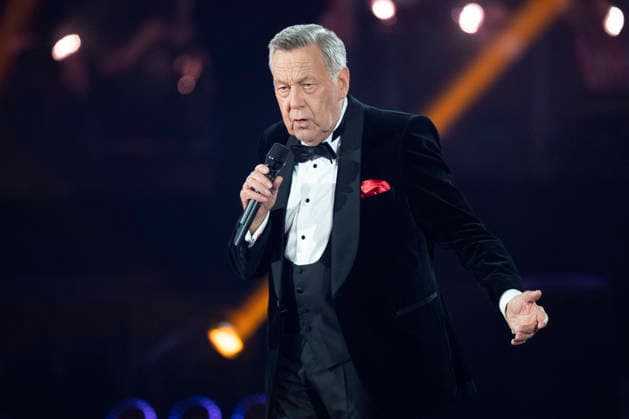Roland Kaiser in the TV show Silvester Schlagerbooom 2026 live Die Wunderlichtershow at BMW Park Munich, 31 12 2025 Foto:xA.xRaemyx xFuturexImagex silvester_schlagerbooom_5425