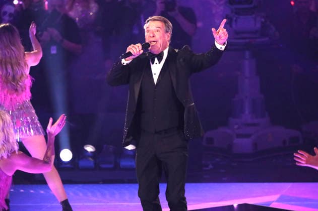 Patrick Lindner in the TV show Silvester Schlagerbooom 2026 live Die Wunderlichtershow at BMW Park Munich, 31 12 2025 Foto:xAgenturxWehnertx xGränzdörferx xFuturexImagex silvester_schlagerbooom_5445