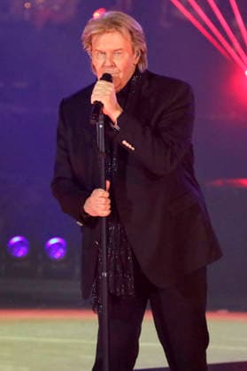Howard Carpendale in the TV show Silvester Schlagerbooom 2026 live Die Wunderlichtershow at BMW Park Munich, 31 12 2025 Foto:xAgenturxWehnertx xGränzdörferx xFuturexImagex silvester_schlagerbooom_5458
