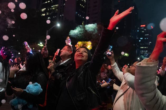 The world s largest electronic music festival in Mexico City MEXICO CITY, MEXICO - JANUARY 01: Tens of thousands of people attend the world s largest electronic music festival as part of the New Year celebration, at Reforma Avenue, in Mexico City, Mexico on January 01, 2026. The open-air event was organized by the Mexico City government to celebrate the New Year in the capital s historic center. Alejandro Aguilar Lopez Anadolu Mexico City Mexico. Editorial use only. Please get in touch for any other usage.  Copyright: x2026xAnadoluxAlejandroxAguilarxLopezx