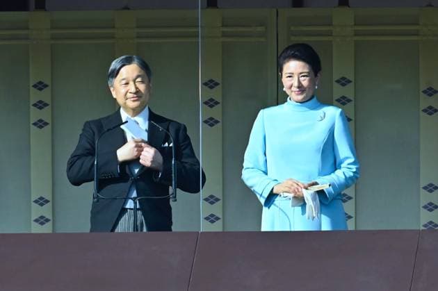 Emperor Naruhito new year public greeting in Tokyo TOKYO, JAPAN - JANUARY 2: Japan s Emperor Naruhito, Empress Masako and Princess Aiko appear on the palace balcony to greet well-wishers during the New Year’s general public greeting at the Imperial Palace in Tokyo, Japan on January 2, 2026. Thousands of people gathered to offer New Year wishes as the Imperial Family’s annual seasonal event drew large crowds. David Mareuil Anadolu Tokyo Japan. Editorial use only. Please get in touch for any other usage.  Copyright: x2026xAnadoluxDavidxMareuilx