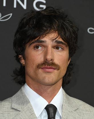 Palm Springs International Film Festival 2026 Jacob Elordi arriving at the 37th Annual Palm Springs International Film Festival held at the Palm Springs Convention Center on January 3, 2026 in Palm Springs, CA. Palm Springs Palm Springs Convention Center California USA Copyright: xTArroyo xAFF-USA.comx