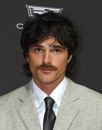 Palm Springs International Film Festival 2026 Jacob Elordi arriving at the 37th Annual Palm Springs International Film Festival held at the Palm Springs Convention Center on January 3, 2026 in Palm Springs, CA. Palm Springs Palm Springs Convention Center California USA Copyright: xTArroyo xAFF-USA.comx