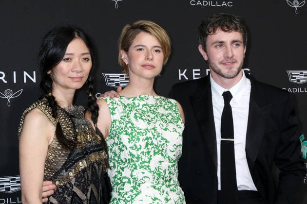 January 4, 2026, Palm Springs, Ca, USA: LOS ANGELES - JAN 3: Chloe Zhao, Jessie Buckley, Paul Mescal at 37th Palm Springs International Film Festival Gala at the Convention Center on January 3, 2026 in Palm Springs, CA Palm Springs USA - ZUMAb170 20260104_aap_b170_019 Copyright: xKayxBlakex