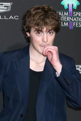 January 4, 2026, Palm Springs, Ca, USA: LOS ANGELES - JAN 3: Jack Champion at 37th Palm Springs International Film Festival Gala at the Convention Center on January 3, 2026 in Palm Springs, CA Palm Springs USA - ZUMAb170 20260104_aap_b170_021 Copyright: xKayxBlakex