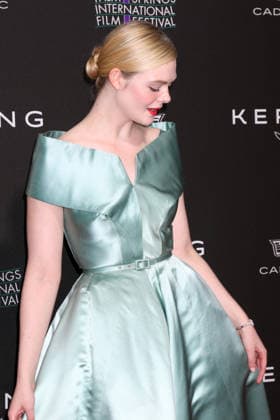 USA - 37th Palm Springs International Film Festival Gala - Palm Springs LOS ANGELES - JAN 3: Elle Fanning at 37th Palm Springs International Film Festival Gala at the Convention Center on January 3, 2026 in Palm Springs, CA Palm Springs CA USA  Copyright: xKathyxHutchinsx xHutchinsxPhotox