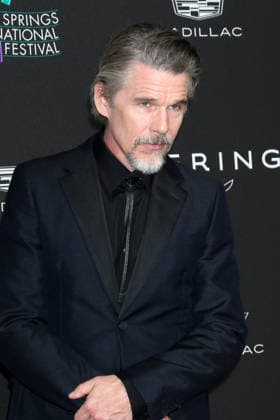 USA - 37th Palm Springs International Film Festival Gala - Palm Springs LOS ANGELES - JAN 3: Ethan Hawke at 37th Palm Springs International Film Festival Gala at the Convention Center on January 3, 2026 in Palm Springs, CA Palm Springs CA USA  Copyright: xKathyxHutchinsx xHutchinsxPhotox
