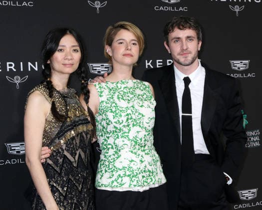 January 4, 2026, Palm Springs, Ca, USA: LOS ANGELES - JAN 3: Chloe Zhao, Jessie Buckley, Paul Mescal at 37th Palm Springs International Film Festival Gala at the Convention Center on January 3, 2026 in Palm Springs, CA Palm Springs USA - ZUMAb170 20260104_aap_b170_075 Copyright: xKayxBlakex