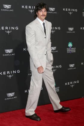 January 4, 2026, Palm Springs, Ca, USA: LOS ANGELES - JAN 3: Jacob Elordi at 37th Palm Springs International Film Festival Gala at the Convention Center on January 3, 2026 in Palm Springs, CA Palm Springs USA - ZUMAb170 20260104_aap_b170_158 Copyright: xKayxBlakex