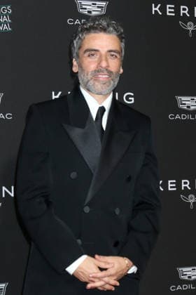 January 4, 2026, Palm Springs, Ca, USA: LOS ANGELES - JAN 3: Oscar Isaac at 37th Palm Springs International Film Festival Gala at the Convention Center on January 3, 2026 in Palm Springs, CA Palm Springs USA - ZUMAb170 20260104_aap_b170_197 Copyright: xKayxBlakex