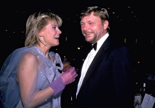 ARCHIV: Gitte Haenning Sängerin Gitte Haenning mit Uwe Friedrichsen anläßlich des Ball Papillon , 1984 ARCHIVAUFNAHME, Datum geschätzt 20260101JWM0608 *** ARCHIVE Gitte Haenning Singer Gitte Haenning with Uwe Friedrichsen on the occasion of the Ball Papillon , 1984 ARCHIVE ACQUISITION, date estimated 20260101JWM0608