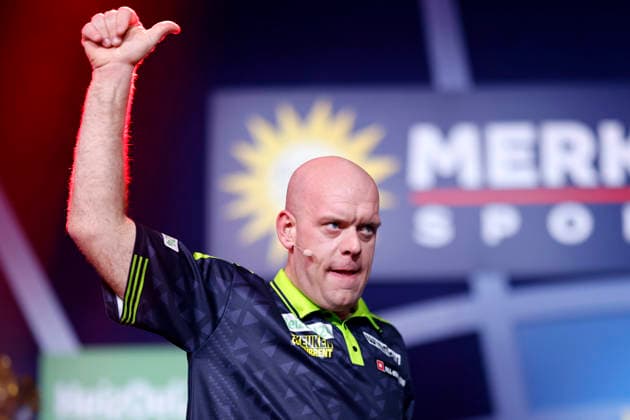 Professional darts player Michael van Gerwen Mighty Mike at the Pro7 Celebrity Darts World Championship 2026 at the Maritim Hotel Bonn Bonn, 04 01 2026 NRW Germany Copyright: xChristophxHardtx