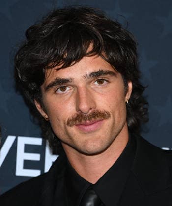 31st Annual Critics Choice Awards - Pressroom Jacob Elordi in the press room at the 31st Annual Critics Choice Awards held at Barker Hanger on January 4, 2026 in Santa Monica, Ca. Santa Monica Barker Hanger California USA Copyright: xTammiexArroyox xAFF-USA.comx