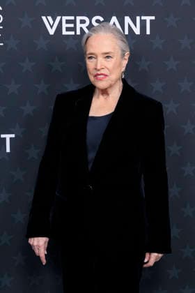 January 4, 2026, Santa Monica, California, USA: Kathy Bates on the red carpet of the 31st Critics Choice Awards on Sunday January 4, 2026 at the Barker Hanger in Santa Monica, California. JAVIER ROJAS PI Santa Monica USA - ZUMAp124 20260104_zaa_p124_108 Copyright: xJavierxRojasx
