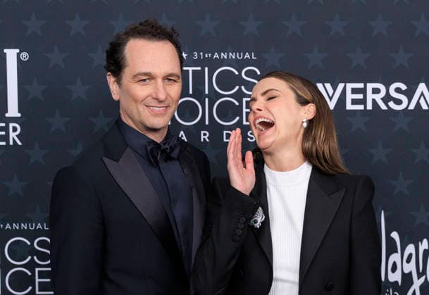 January 4, 2026, Santa Monica, California, USA: Keri Russell and Matthew Rhys on the red carpet of the 31st Critics Choice Awards on Sunday January 4, 2026 at the Barker Hanger in Santa Monica, California. JAVIER ROJAS PI Santa Monica USA - ZUMAp124 20260104_zaa_p124_132 Copyright: xJavierxRojasx
