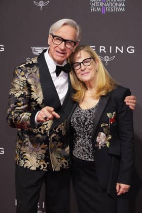 The 37th Annual Palm Springs International Film Festival Film Awards, Arrivals Paul Feig and Laurie Feig attend The 37th Annual Palm Springs International Film Festival Film Awards at Palm Springs Convention Center on January 03, 2026 in Palm Springs, California. Palm Springs Palm Springs Convention Center California USA Copyright: xCraSH imageSPACEx