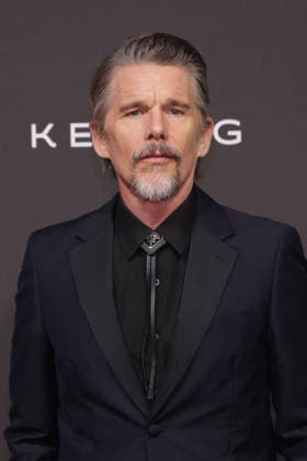The 37th Annual Palm Springs International Film Festival Film Awards, Arrivals Ethan Hawke attends The 37th Annual Palm Springs International Film Festival Film Awards at Palm Springs Convention Center on January 03, 2026 in Palm Springs, California. Palm Springs Palm Springs Convention Center California USA Copyright: xCraSH imageSPACEx