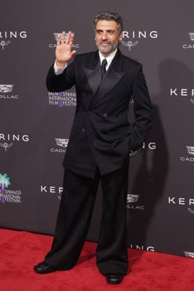 The 37th Annual Palm Springs International Film Festival Film Awards, Arrivals Oscar Isaac attends The 37th Annual Palm Springs International Film Festival Film Awards at Palm Springs Convention Center on January 03, 2026 in Palm Springs, California. Palm Springs Palm Springs Convention Center California USA Copyright: xCraSH imageSPACEx